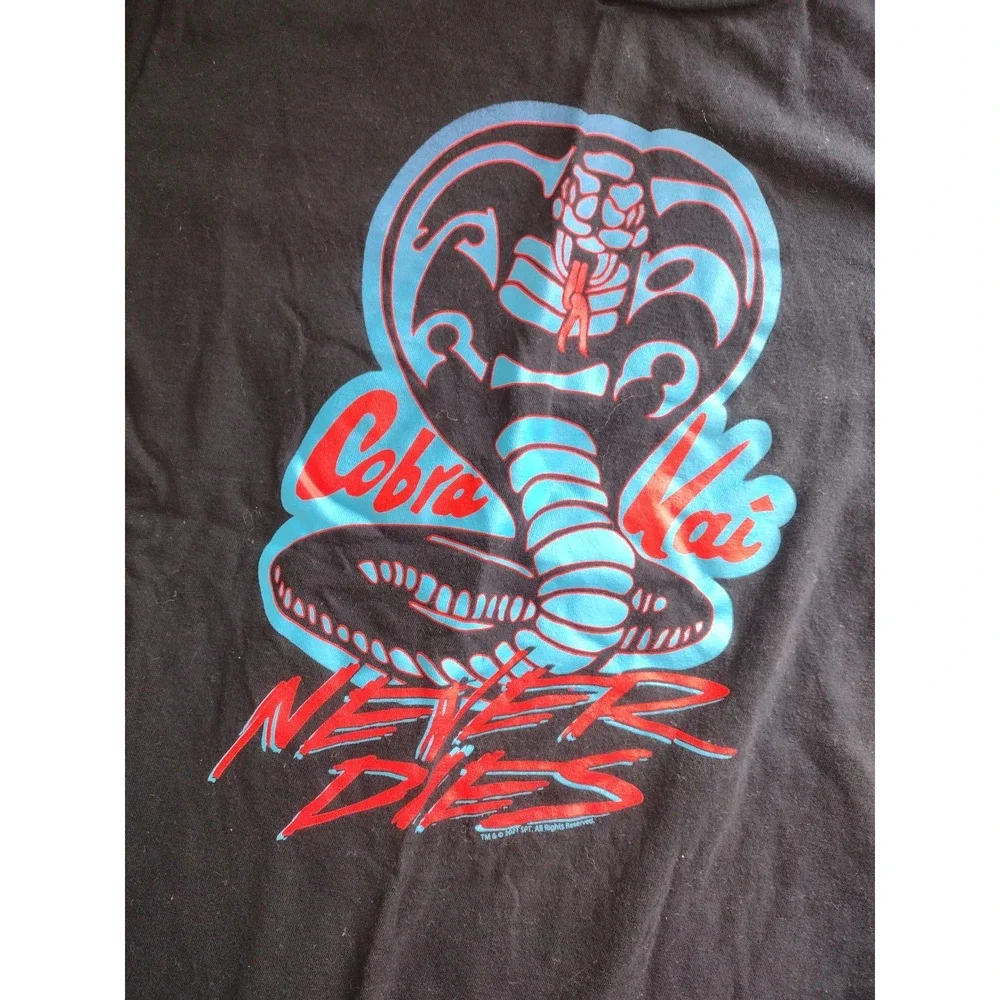 Old Navy‎ Cobra Kai Never Dies Graphic Tee Black Boys Large 10-12 Short Sleeve